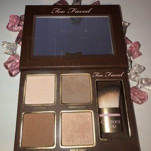 Too faced Cocoa Contour Kit